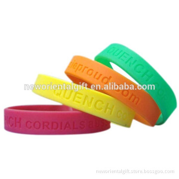 colorful custom custom text and logo debossed silicone bracelet